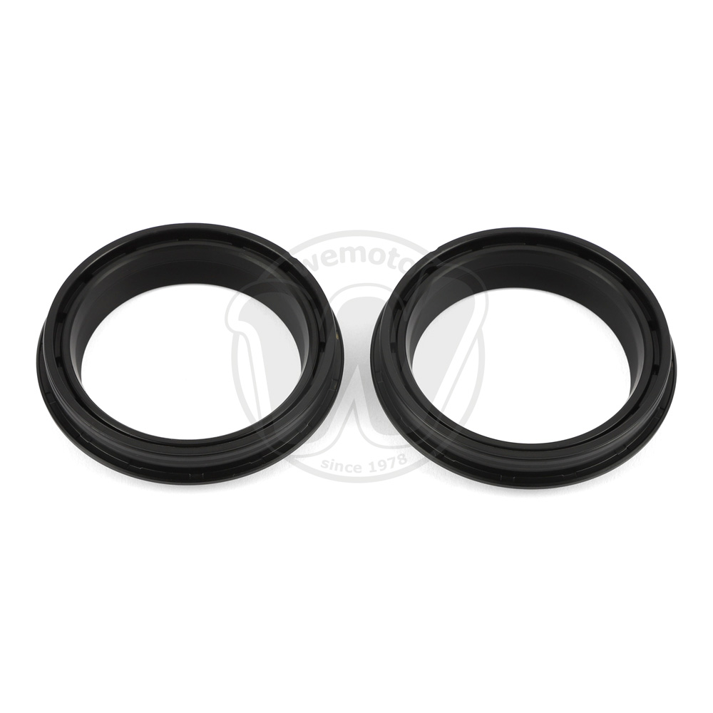 0FN7897_ad3352 two.jpg